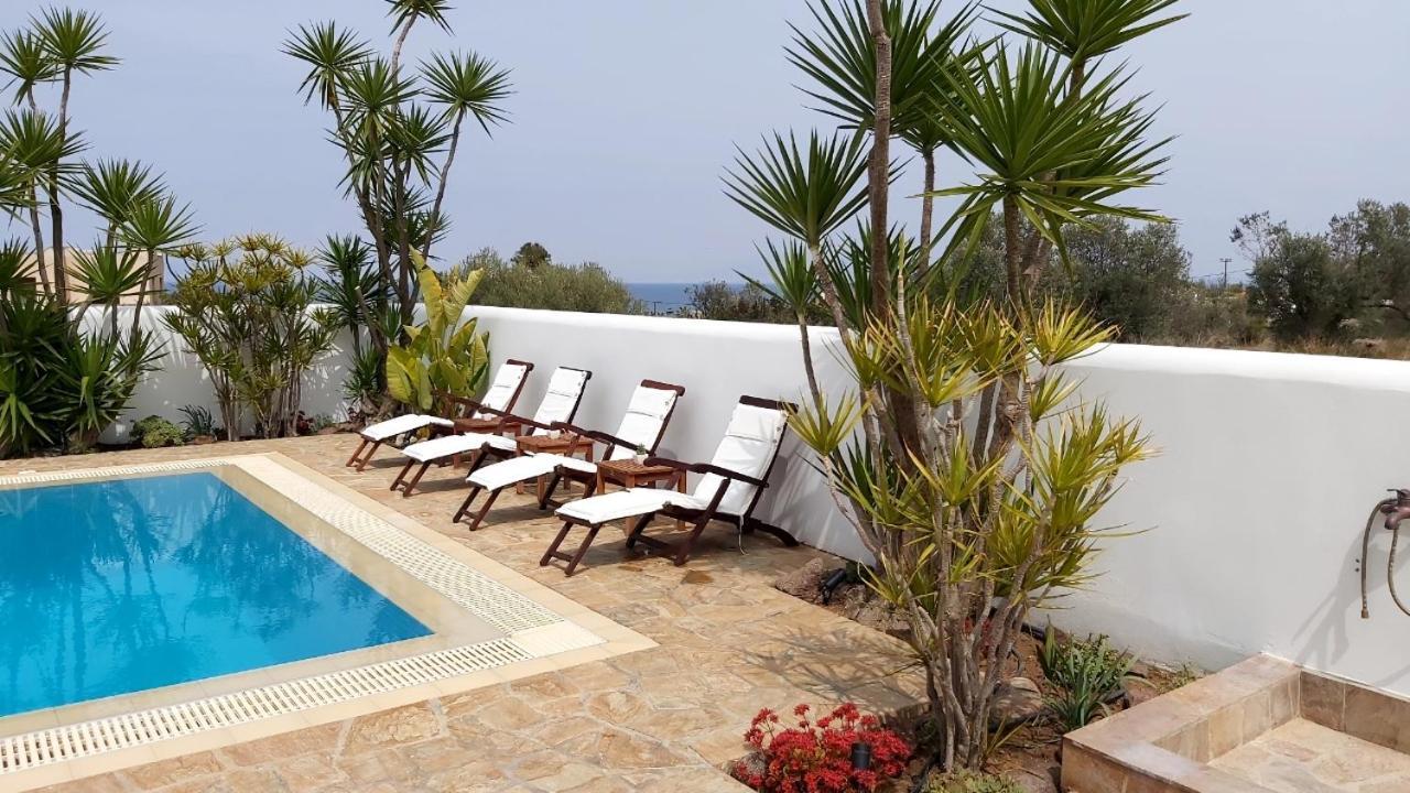Villa Almyra Aegina ภายนอก รูปภาพ