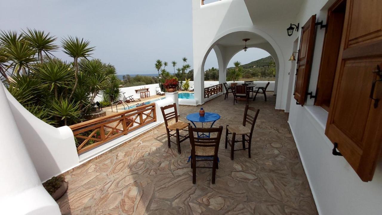 Villa Almyra Aegina ภายนอก รูปภาพ